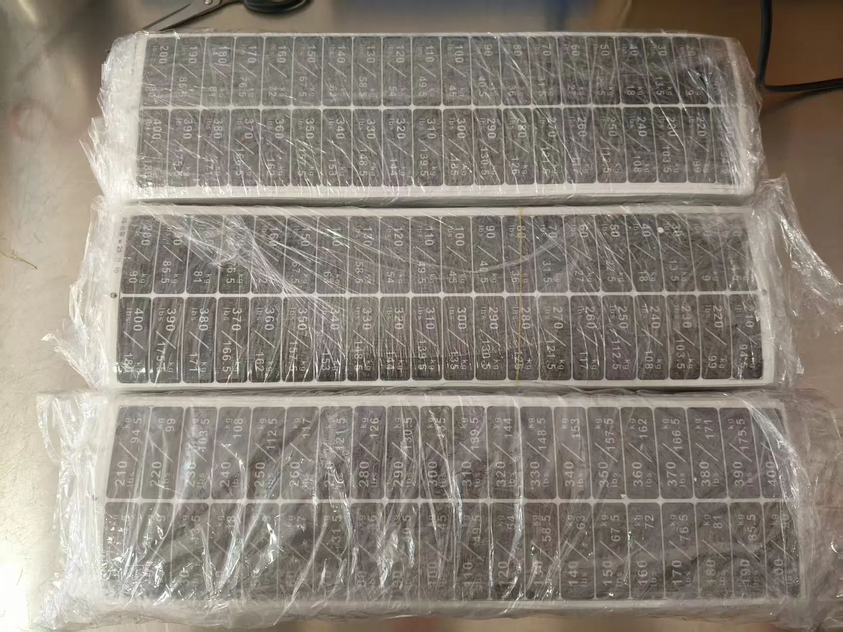 Muovinen JOJO Pack -kuntosalitarra