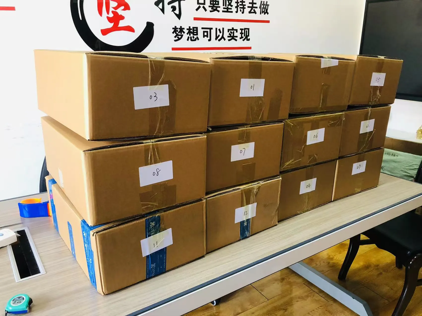 JOJO Pack tuo kimaltelevaa hauskaa lapsille